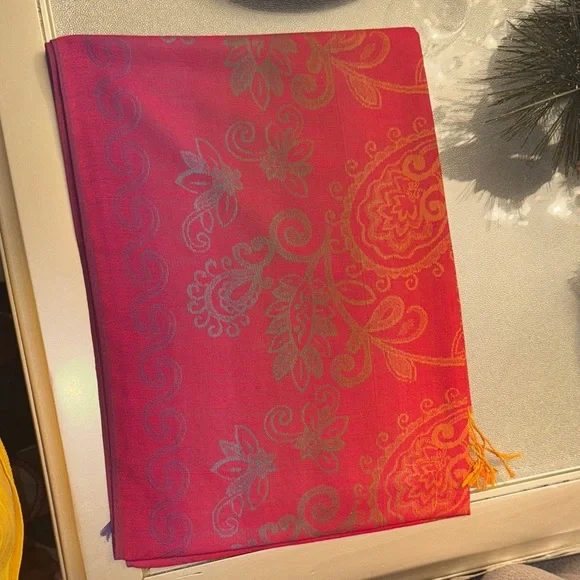 Multicolor, red and pink Paisley Scarf *Brand New in pack!* - Picture 2 of 3